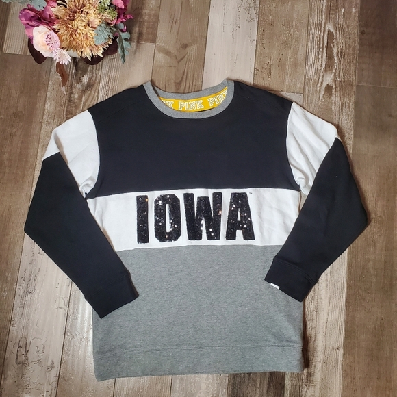 PINK Victoria’s Secret University of Iowa Hawkeyes Fleece Pullover Size XS EUC - Picture 1 of 16